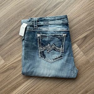 NWT 34x31 Miss Me Easy Boot Jeans